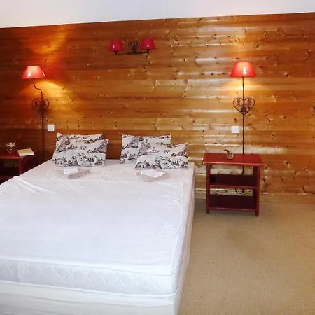 Sleeps 14 * Flaine